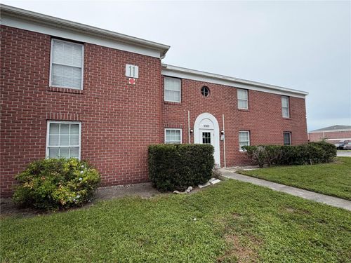 a-8565 12th Way N, ST PETERSBURG, FL, 33702-7940 | Card Image