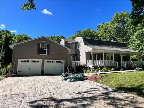 233 Sisson Rd, Coventry, RI, 02827-1735 | Card Image