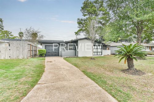 7522 Dearborn St, Houston, TX, 77055-3716 | Card Image