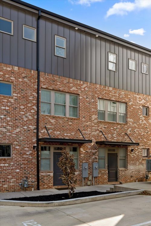 apt-105-895 Cherokee Blvd, Chattanooga, TN, 37405-2181 | Card Image