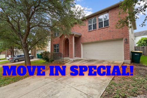 6818 Crest Pl, Live Oak, TX, 78233-4344 | Card Image