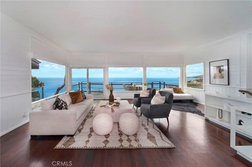 2621 Victoria Dr, Laguna Beach, CA, 92651-3950 | Card Image