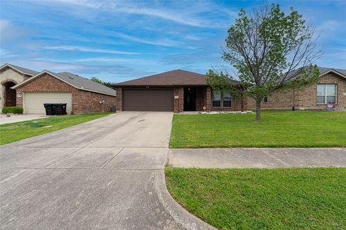 6511 Graceland Dr, Greenville, TX, 75402-7613 | Card Image