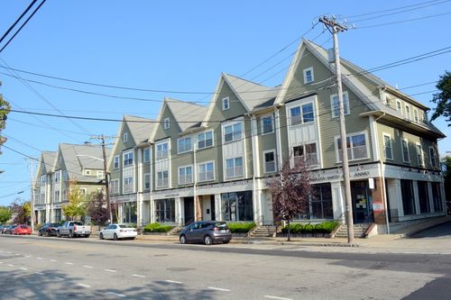10-231 Douglas Ave, Providence, RI, 02908-3767 | Card Image