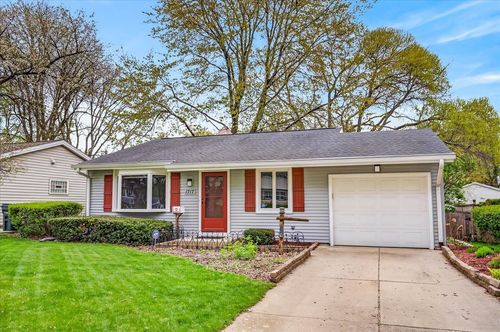 1717 Prairie Road, Madison, WI, 53711 | Card Image