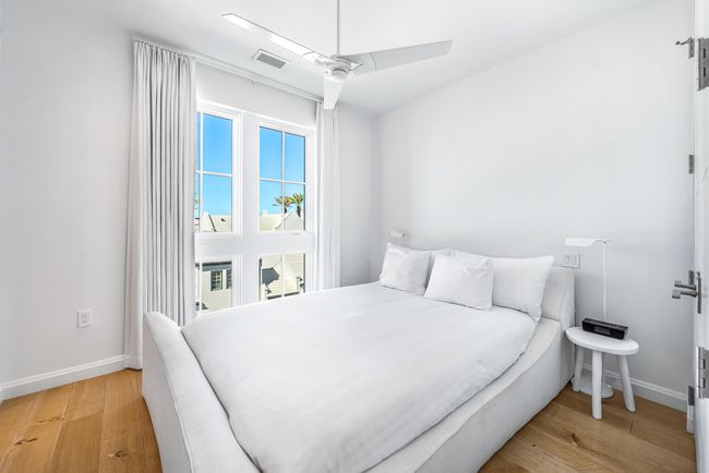 The Whitby 304-33 | Image 35