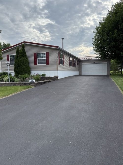 6330 Kims Dr, Victor, NY, 14564-9244 | Card Image