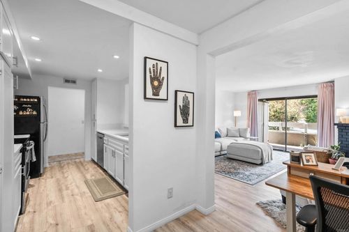 unit-31-1040 E Washington Ave, Escondido, CA, 92025-3227 | Card Image