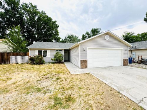 524 Autumn Breeze Dr, Clifton, CO, 81520-6709 | Card Image