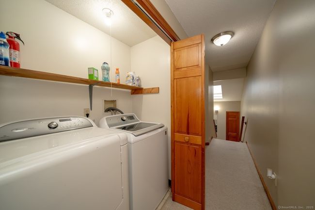 laundry upstairs | Image 26