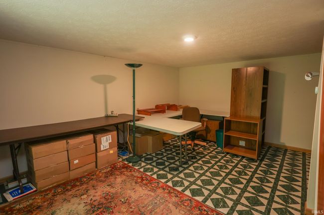 946 E Chambers Pike, House other with 4 bedrooms, 3 bathrooms and null parking in Bloomington IN | Image 29