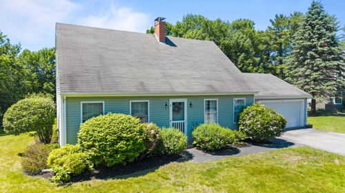 19 Hillcrest St, Hallowell, ME, 04347-1208 | Card Image