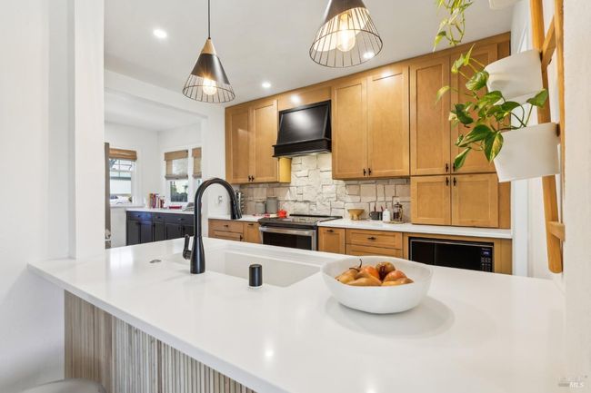 17 Hanns Ave, House other with 4 bedrooms, 2 bathrooms and 4 parking in Vallejo CA | Image 20