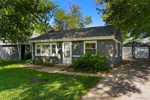 11078 Cornell St, Taylor, MI, 48180-4049 | Card Image