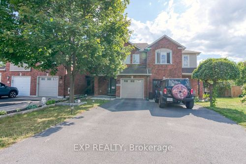 4626 Ogilvie Walk Crescent, Cyrville - Carson Grove - Pineview, ON, K1J1G7 | Card Image