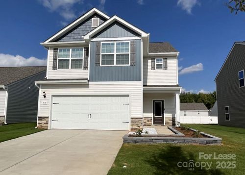 2131 Transatlantic Ave, Charlotte, NC, 28215-7208 | Card Image