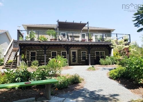 38 Roundhouse Dr, Bridgewater, NS, B4V9A9 | Card Image