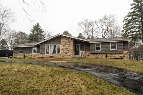 S83W27570 Beaver Trl, Mukwonago, WI, 53149-9662 | Card Image