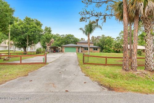 2590 New York St, MELBOURNE, FL, 32904-6232 | Card Image