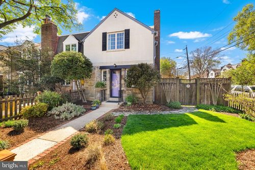 700 Chetworth Pl, Alexandria, VA, 22314-1211 | Card Image