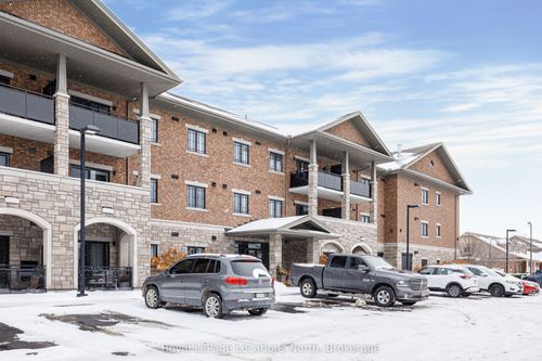 303-1 Chamberlain Cres, Collingwood, ON, L9Y0X7 | Card Image