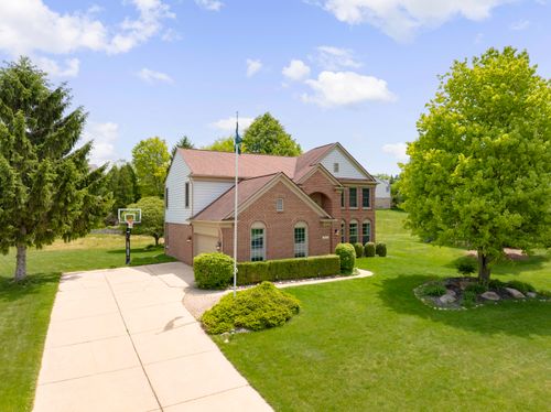 4923 Lexington Ct, Rochester, MI, 48306-1465 | Card Image