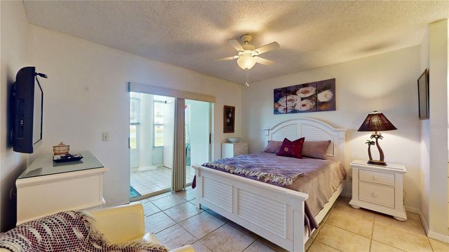 Master Bedroom | Image 22