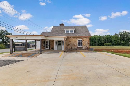 1903 Philadelphia Ave, Muscle Shoals, AL, 35661-2005 | Card Image