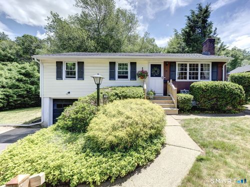 37 Cody Ave, Plainville, CT, 06062-1139 | Card Image
