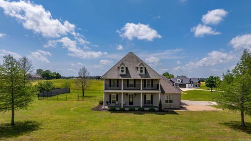 73 Win Meadow Ln, Greenbrier, AR, 72058-9167 | Card Image