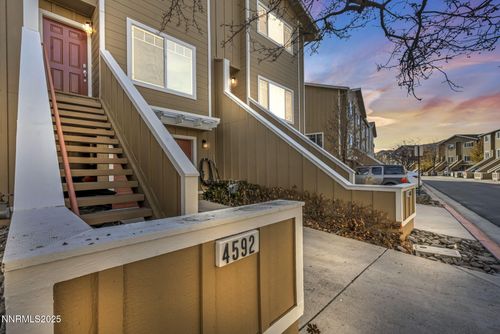 4592 Kathleen Denise Ln, Reno, NV, 89503-1035 | Card Image