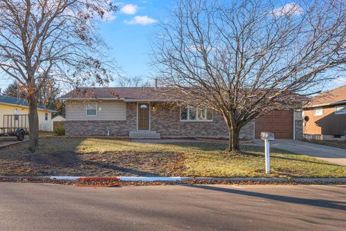 105 S 7th Avenue E, Truman, MN, 56088 | Card Image