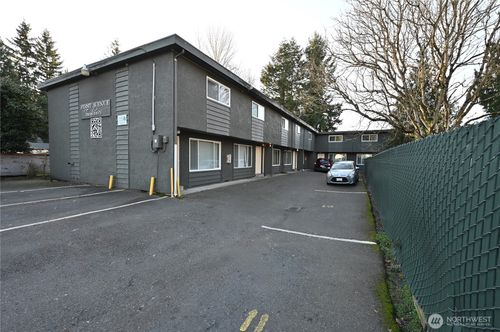 619 1st Ave S, Kent, WA, 98032-6159 | Card Image