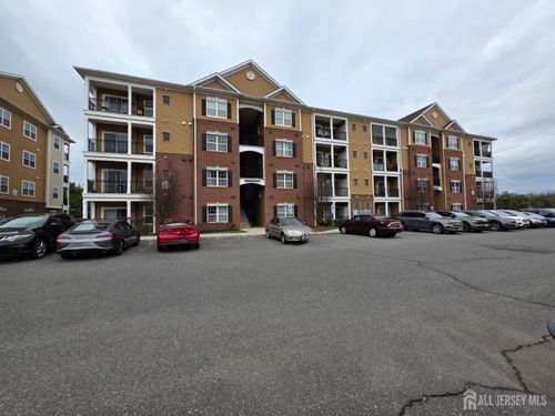 631 Strassle Way, South Plainfield, NJ, 07080-4050 | Card Image