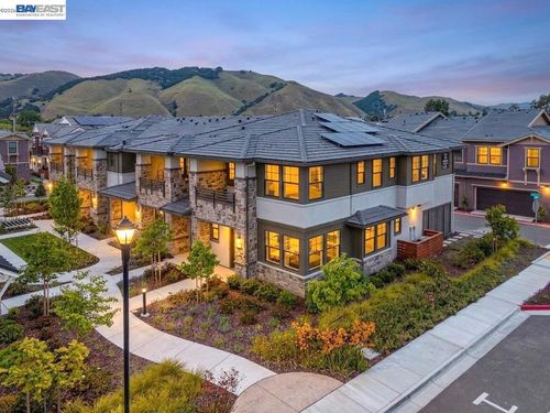 159 Quincy Ter, Fremont, CA, 94536-1748 | Card Image