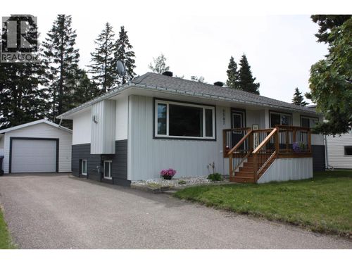 9507 112 Ave, Fort St. John, BC, V1J2W1 | Card Image