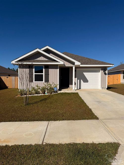 8 Spoonbill St, Cantonment, FL, 32533-9351 | Card Image