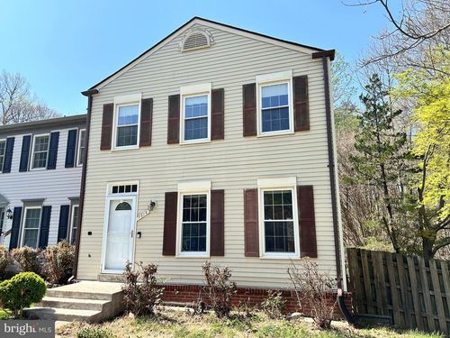 7914 Forest Path Way, SPRINGFIELD, VA, 22153-2611 | Card Image