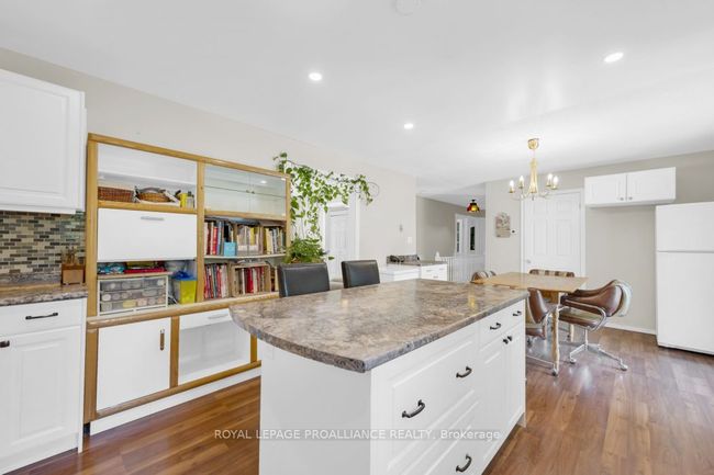 1115 Wintergreen Rd, House other with 4 bedrooms, 2 bathrooms and 4 parking in North Frontenac ON | Image 12