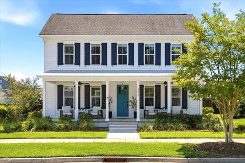 393 Oak Park St, Summerville, SC, 29486-2088 | Card Image