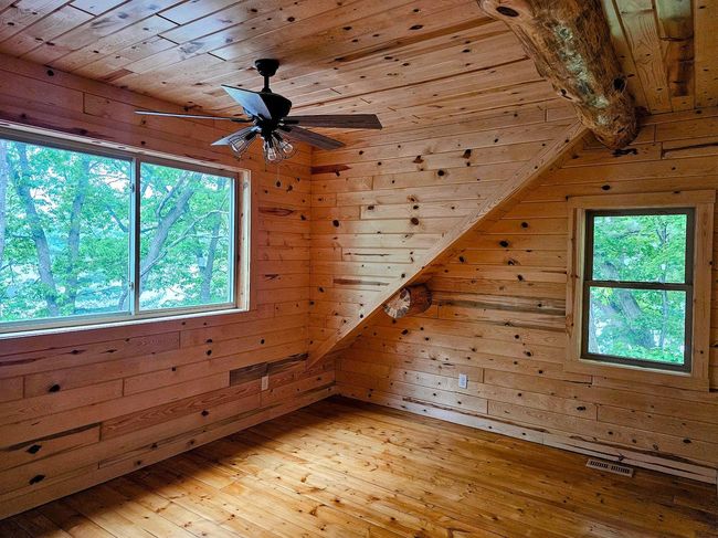 Bedroom 2 upper level.jpg | Image 17