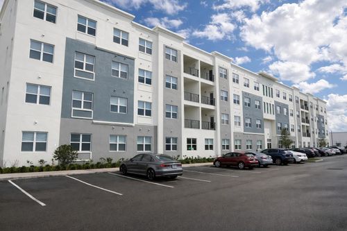 303-1210 Southstation Pl, ORLANDO, FL, 32809 | Card Image