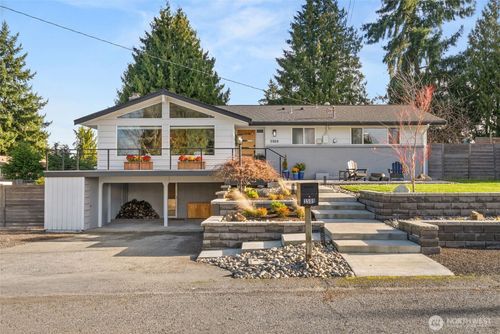 3509 Locust Ave W, University Place, WA, 98466-3912 | Card Image