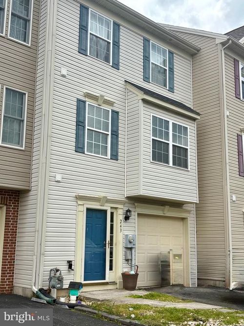 243 Country Ridge Dr, RED LION, PA, 17356-8866 | Card Image
