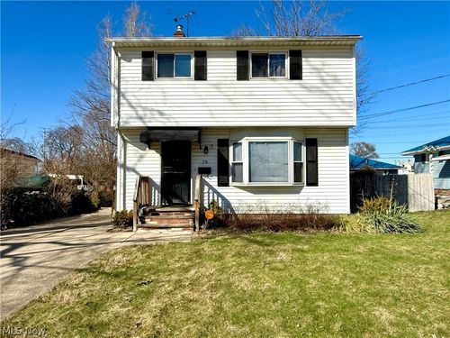 79 W Grace St, Bedford, OH, 44146-3221 | Card Image