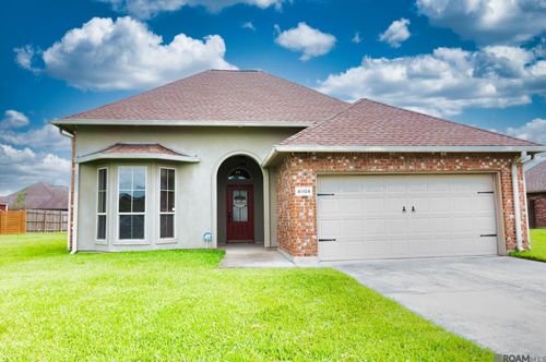 41104 Mandalay Dr, Sorrento, LA, 70778-3434 | Card Image