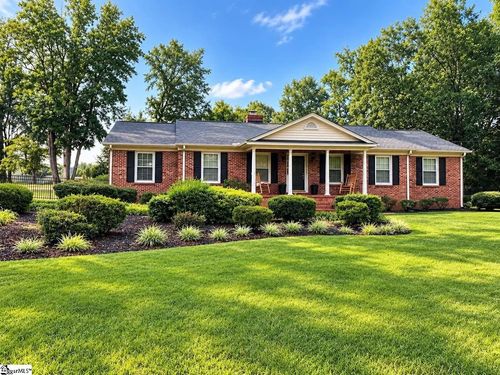 103 Knollview Drive, Laurens, SC, 29360 | Card Image