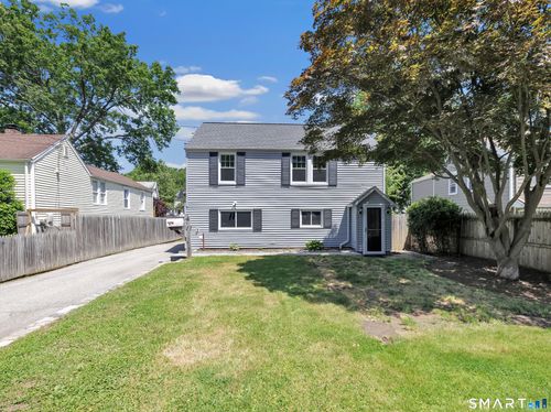 41 Frisbie St, Stamford, CT, 06906-2018 | Card Image