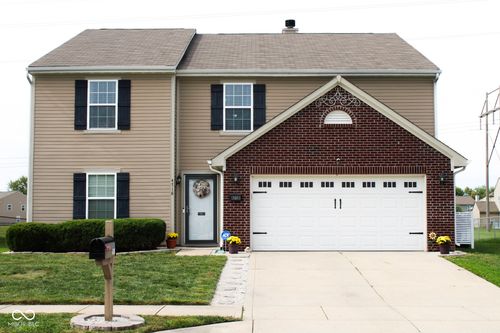 4718 Deacon Ln, Indianapolis, IN, 46237-3522 | Card Image