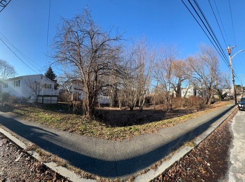 6 Beverly St, Revere, MA, 02151-4814 | Card Image